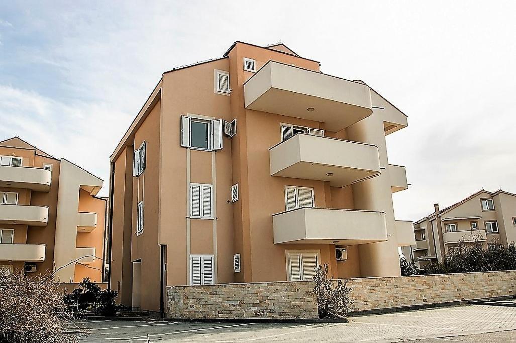 Apartment Andry - Novalja Exterior photo